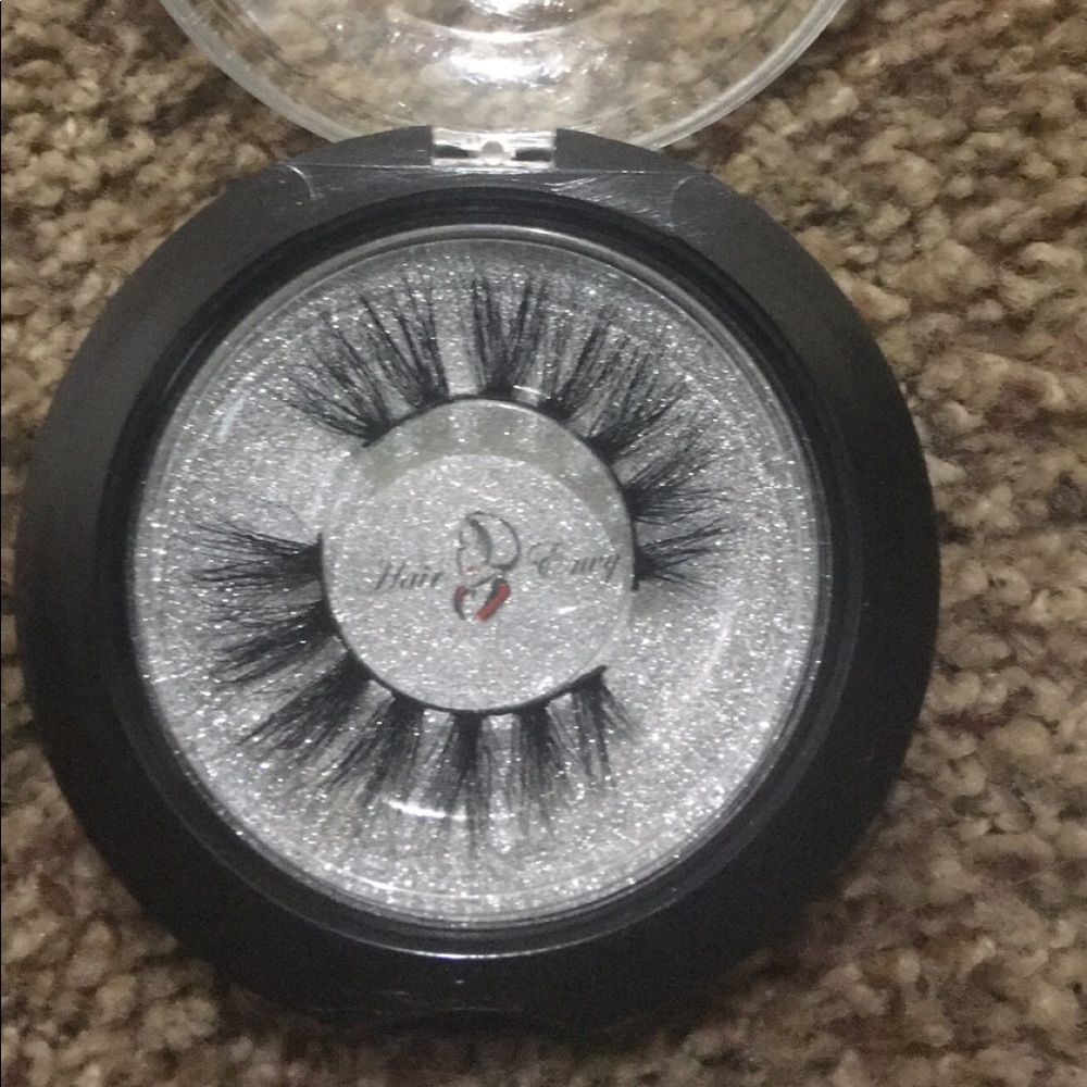 Mink lashes - Picture 5 of 8